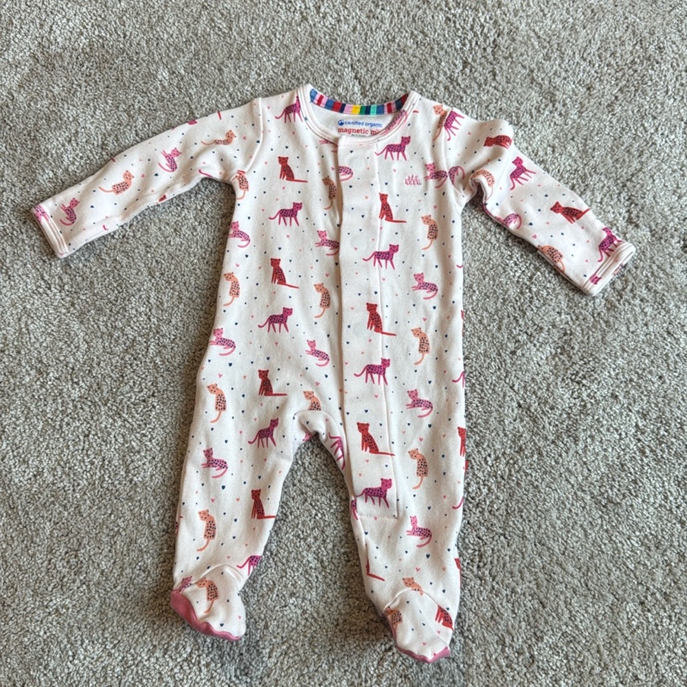 Magnetic Me Cheetah Bonita Footie
